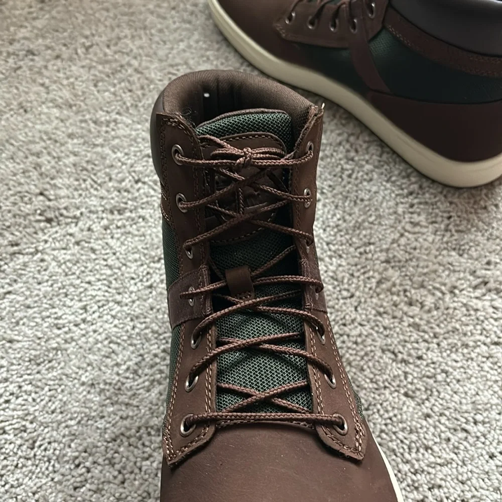 Timberland Men's Davis Square Chukka Boot dark brown size 9.5